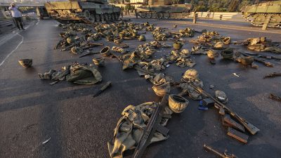 Verbindungen zu Gülen: Türkische Regierung will 3.000 weitere Armeeangehörige entlassen