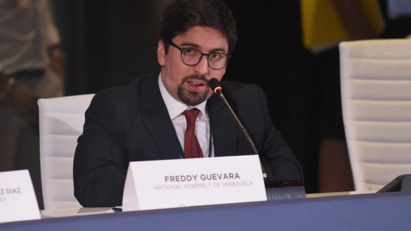 Venezolanischer Oppositionspolitiker Guevara in chilenische Botschaft geflohen