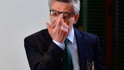 De Maizière kritisiert Zerfall der politischen Kultur: Nur noch „fortissimo“ in politischer Debatte