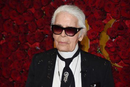 ﻿Karl Lagerfeld sorgt wegen Aussage zu Merkels Flüchtlingspolitik für Empörung