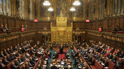 Sexuelle Belästigung im Westminster: May beklagt Machtmissbrauch – „Seit zu vielen Jahren hat es zu viele Fälle gegeben“
