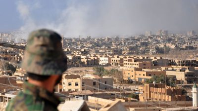 Syrische Armee vertreibt IS aus Deir Essor – Die letzte Terror-Hochburg im Osten Syriens ist gefallen
