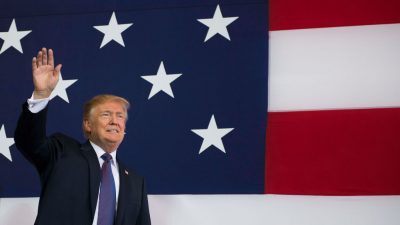 Ein Jahr Zeit um die USA zu verlassen: Trump hebt Schutzstatus für liberianische Einwanderer auf