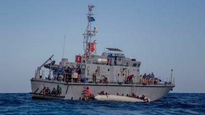 Mittelmeer-Aktivisten kritisieren EU-Regierungen: „Uns gibt es nur, weil Staaten ihrer Verantwortung nicht nachkommen“