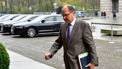 Rufe aus SPD nach Entlassung von Agrarminister Schmidt