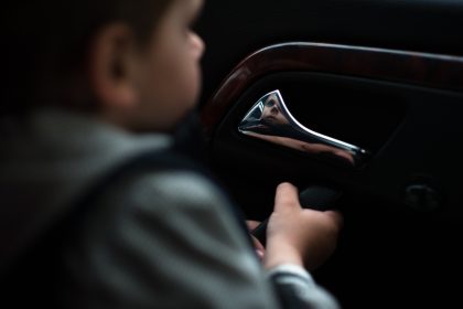 6-Jähriger blieb hartnäckig als ihm niemand glaubte – Er rettete einem Mann das Leben