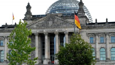 Bartsch: Schwarz-Rot gefährdet sozialen Zusammenhalt in Deutschland