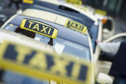 GroKo: Pflegebedürftige dürfen immer mit Taxi zum Arzt