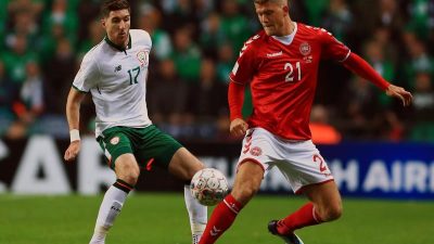 Dänemark und Irland trennen sich im Playoff-Hinspiel 0:0