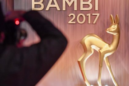 “Willkommen bei den Hartmanns” gewinnt Bambi