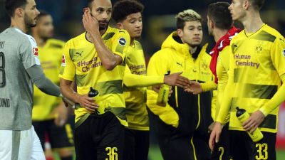 Borussia Dortmund beim VfB gehörig unter Druck