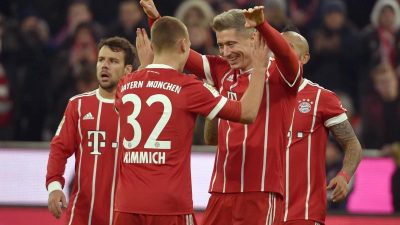 Bayern München baut Tabellenführung aus