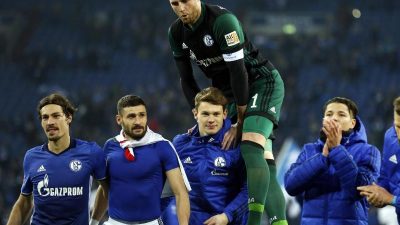 Schalke nach 2:0 gegen HSV auf Platz zwei