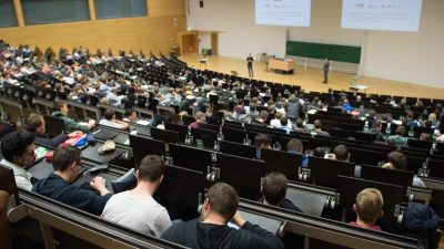 TU Dresden trennt sich von CDU-Berater und Politikprofessor Patzelt
