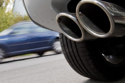 Autoexperte Dudenhöffer: Zehn deutschen Städten drohen Fahrverbote