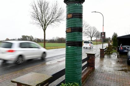 Hausbewohner schrecken mit Blitzer-Attrappe Raser ab