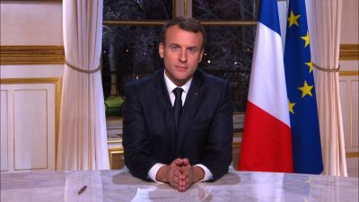 Macron nennt gewaltsame Proteste gegen seine Steuerpolitik beschämend