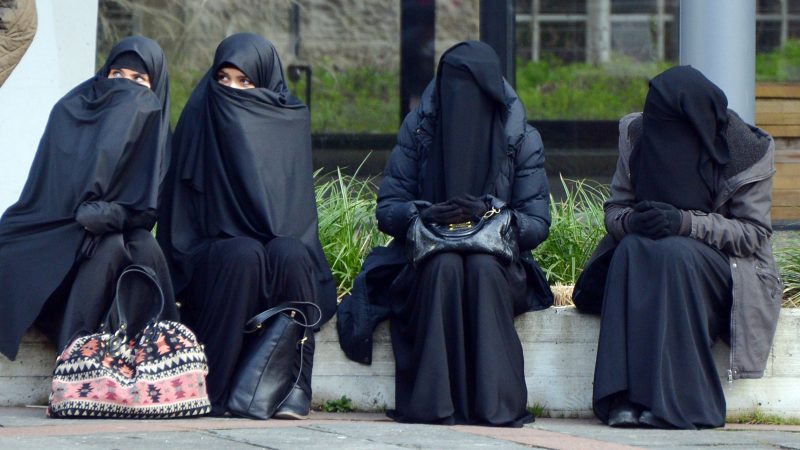 Dobrindt: Islam für Deutschland kulturell nicht prägend „und er soll es auch nicht werden“