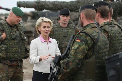 Verteidigungsministerin will Pädophile aus Bundeswehr ausschließen