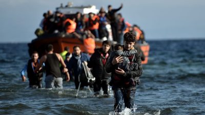 Griechenland setzt offenbar Migranten im Mittelmeer aus