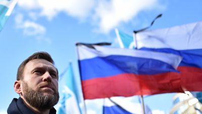 Proteste gegen Putin: Anhänger von Oppositionsführer Nawalny festgenommen
