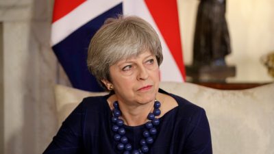 Britische Medien: Anschlag auf Theresa May vereitelt