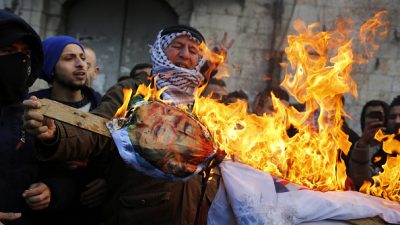 Jerusalem-Entscheidung: Hamas ruft zu „neuer Intifada“ auf – Ausschreitungen in Bethlehem + Videos