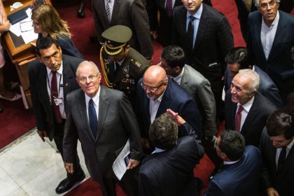Nach Korruptionsvorwürfen: Peruanischer Präsident Kuczynski entgeht knapp der Amtsenthebung