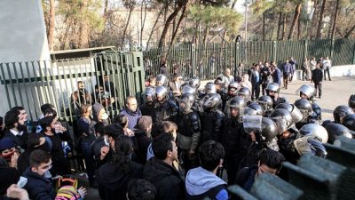 Mindestens zehn Tote bei Protesten im Iran binnen einer Nacht