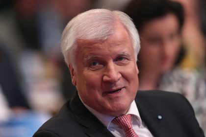 Seehofer: So kam es zu der umstrittenen Aufteilung der Ministerien