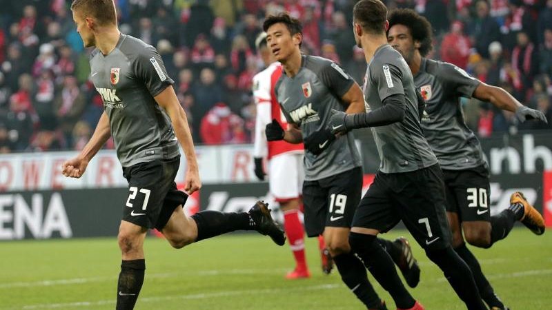 3:1-Sieg in Mainz: Augsburg setzt starke Saison fort