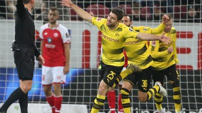 Dortmund darf mit Stöger wieder jubeln
