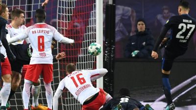 Hertha düpiert RB Leipzig: 3:2-Sieg in Unterzahl