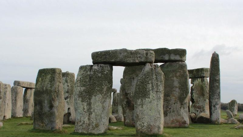 Stonehenge womöglich aus Steinen eines älteren Monuments erbaut