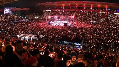 „O du fröhliche“: Union Berlin veranstaltet Weihnachtssingen – 28 500 Besucher