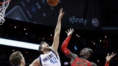 Schröder gewinnt deutsches NBA-Duell gegen guten Nowitzki