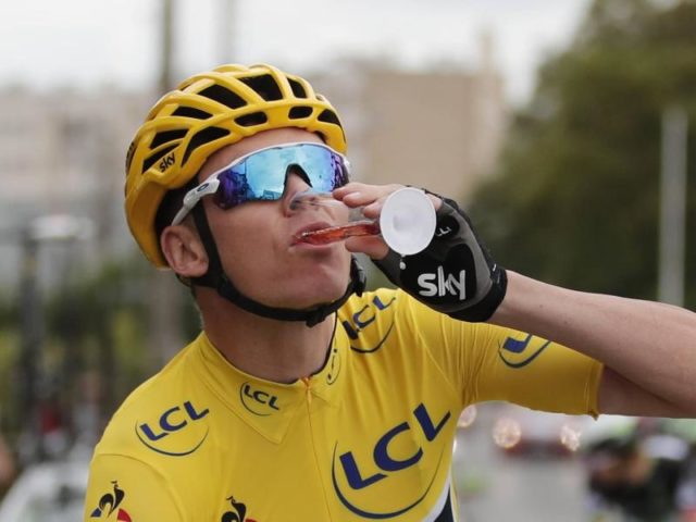 Zum vierten Mal konnte sich der Brite Christopher Froome (Team Sky) den Gesamtsieg bei der Tour de France sichern. Foto: Benoit Tessier/dpa