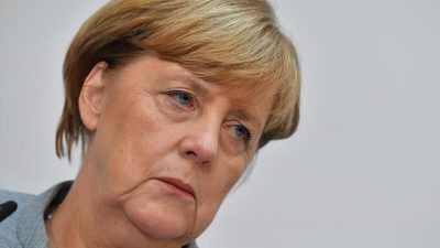 Jeder zweite Deutsche für vorzeitigen Abgang Merkels
