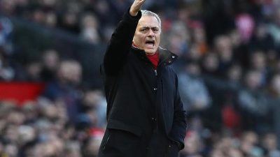 Man-United-Coach Mourinho will mehr Geld für Stars