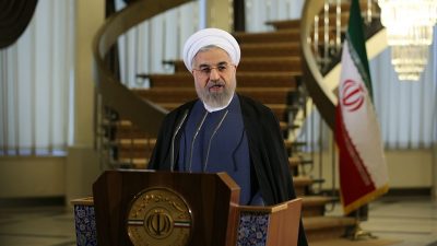 Rohani warnt Hardliner: Islam im Iran schwindet