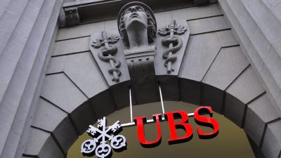 Schweizer Großbank UBS erzielt wegen US-Steuerreform 2017 niedrigeren Gewinn