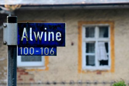 Käufer von versteigertem Brandenburger Dorf will Alwine doch nicht haben