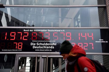 Deutschland hat sich bei Zuwanderung „naiv angestellt“ – ab 2020 werden deutsche Schulden explodieren