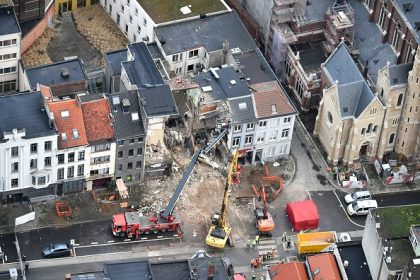 Explosion in Antwerpen: Mehrere Menschen unter Trümmern