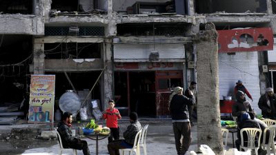 Drei Monate nach IS-Vertreibung: „König Falafel“ boomt im zerstörten Rakka