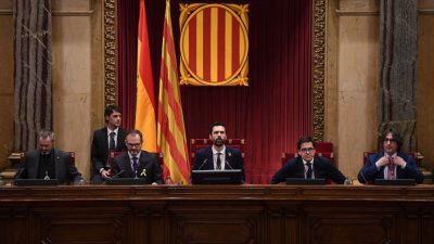 Katalonien: Parlament wählt Unabhängigkeitsbefürworter zum Präsidenten