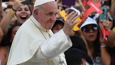 Vertuschung von Missbrauch? – Papst verteidigt chilenischen Bischof: „Das ist alles Verleumdung. Ist das klar?“