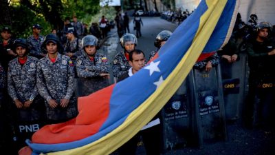 EU beschließt Sanktionen gegen sieben Vertreter von Venezuelas Führung