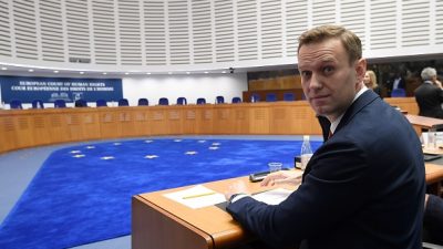 Kreml-Kritiker Nawalny klagt vor Menschenrechtsgericht über politisch motivierte Festnahmen