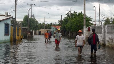Tausende Menschen nach Überschwemmungen in Paraguays Hauptstadt obdachlos